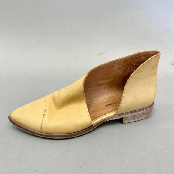 Free People Royale D'Orsay Leather Flats in Camel Euro size 39 US size 8.5 - Picture 1 of 13